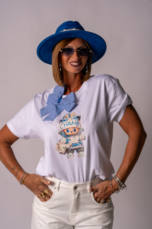T-SHIRT “LABUBU FASHION C**NEL”