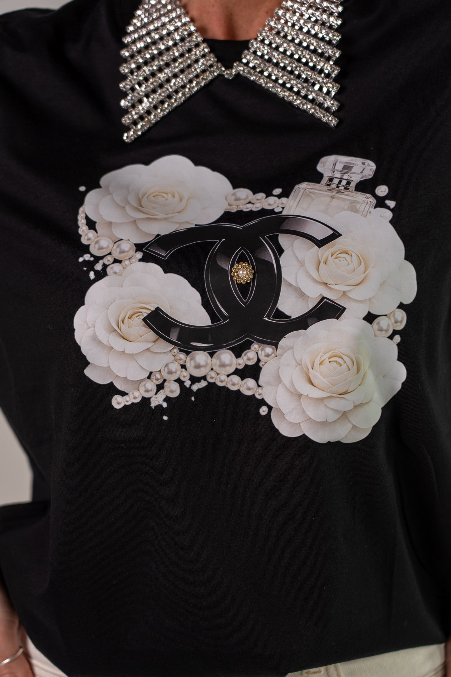 T-SHIRT FLOWER C🖤NEL!
