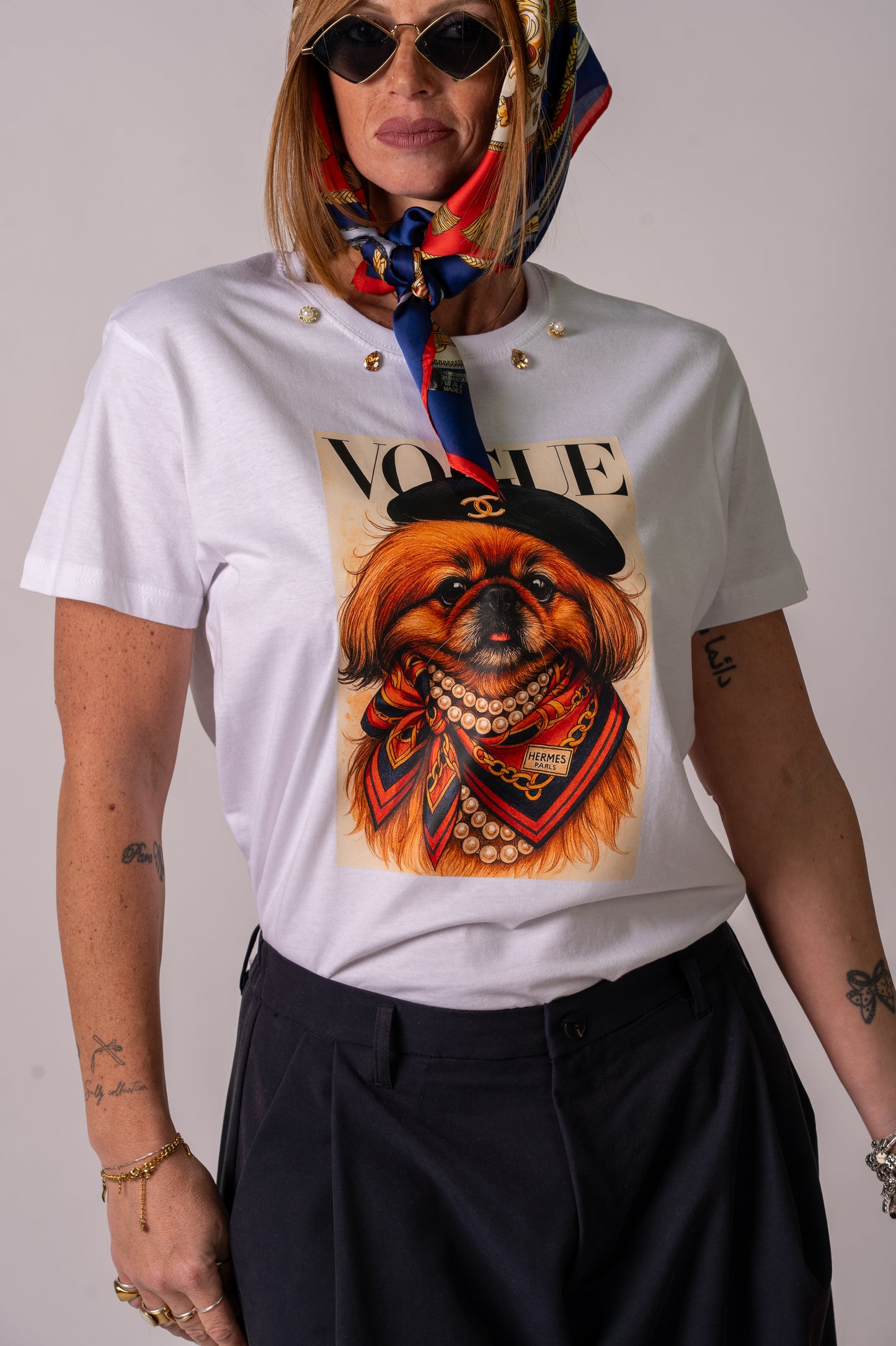 T-SHIRT “ PEKINESE CHIC”