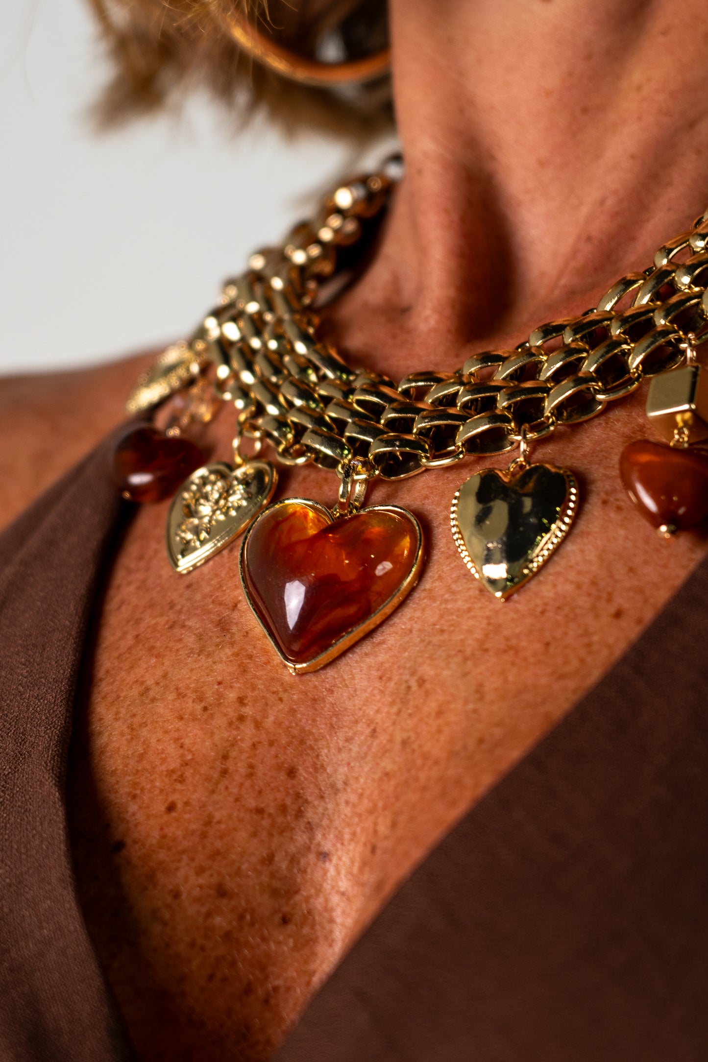 COLLANA CUORI BROWN