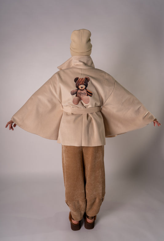 MANTELLA TEDDY FENDI CHIC!🧸