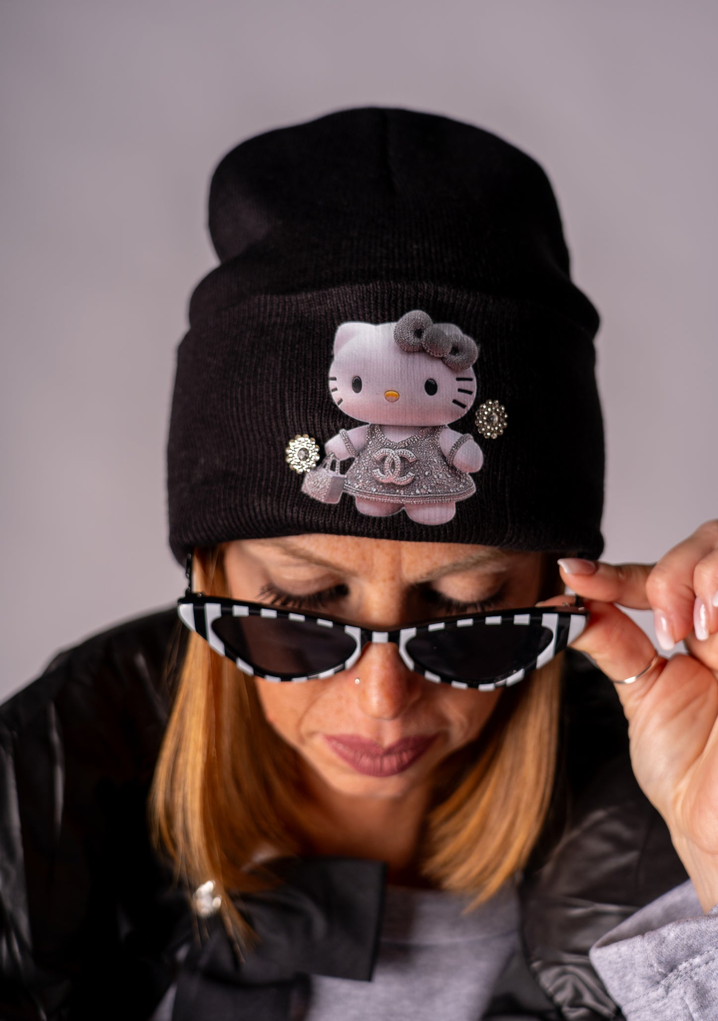 CAPPELLO KITTY SHINE C**NEL!
