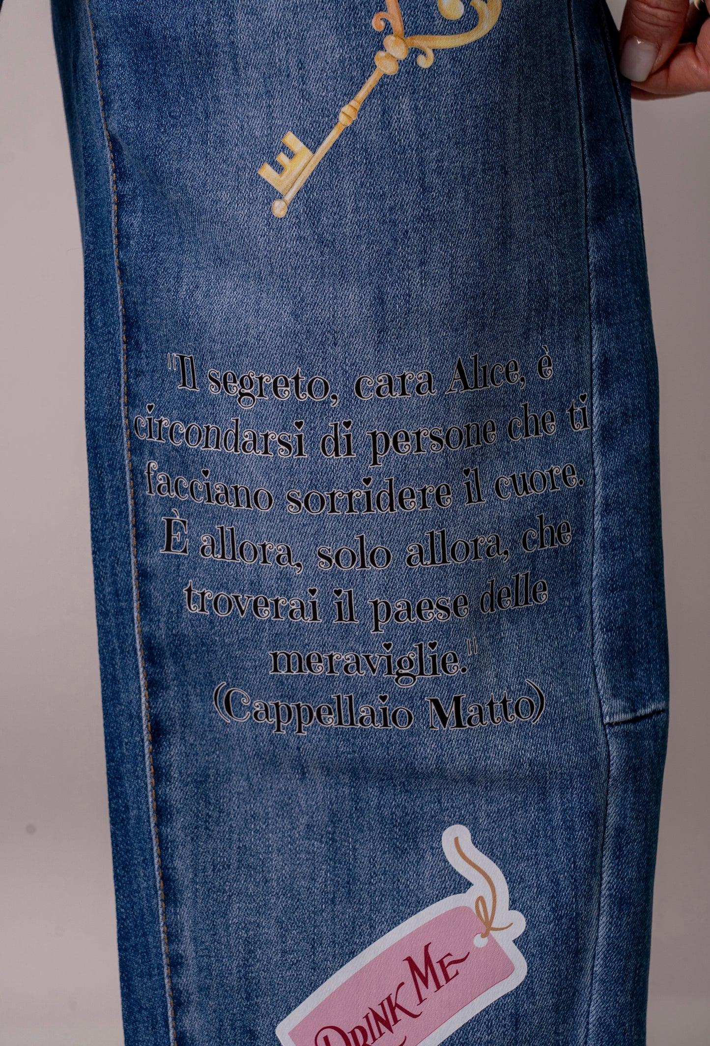 JEANS ALICE IN WONDERLAND!