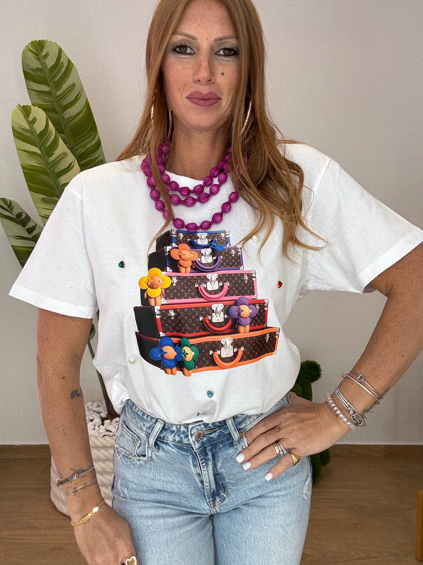 T-SHIRT TROLLEY LV!