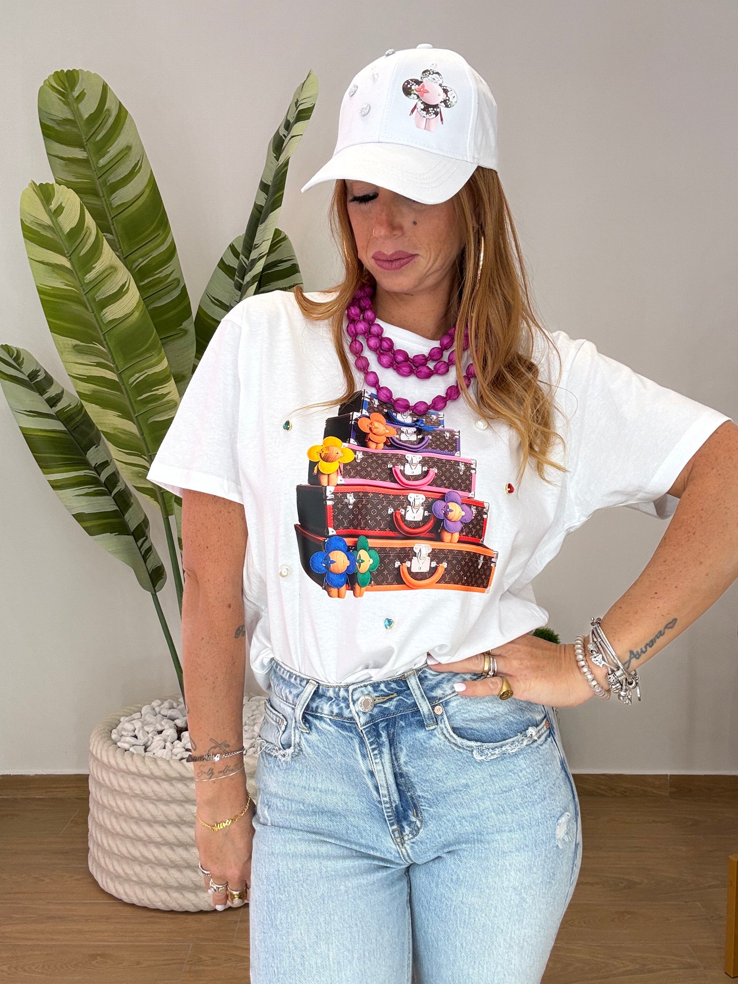 T-SHIRT TROLLEY LV!