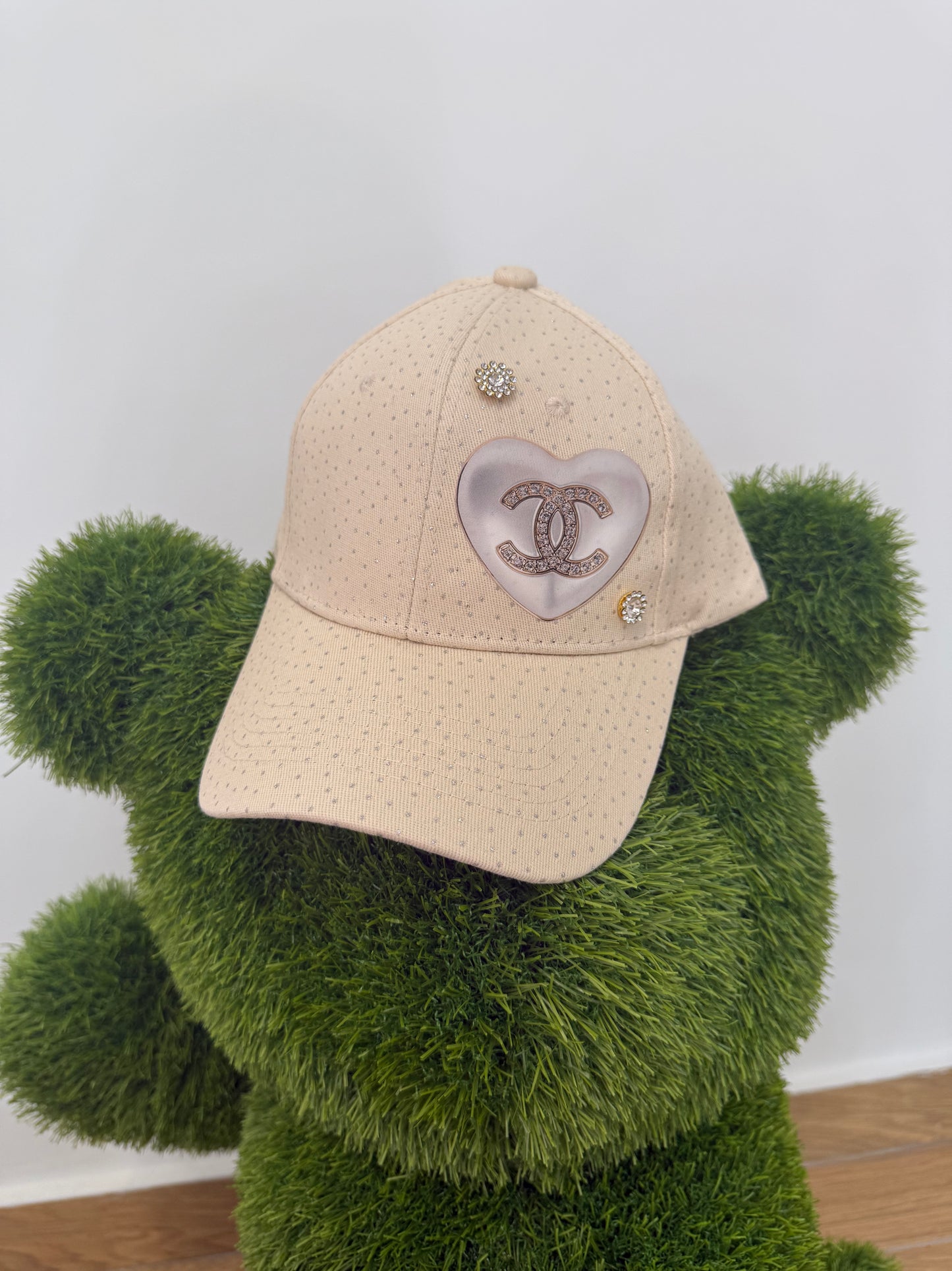 CAPPELLO PEARL CHANEL!