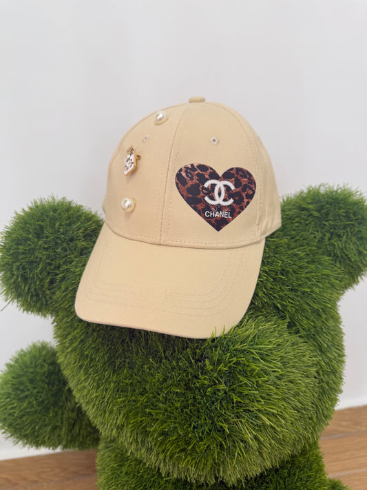 CAPPELLO ANIMALIER CHANEL!