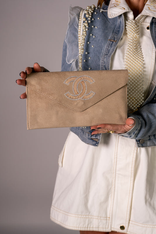 BORSA O POCHETTE C🤎NEL BURRO!