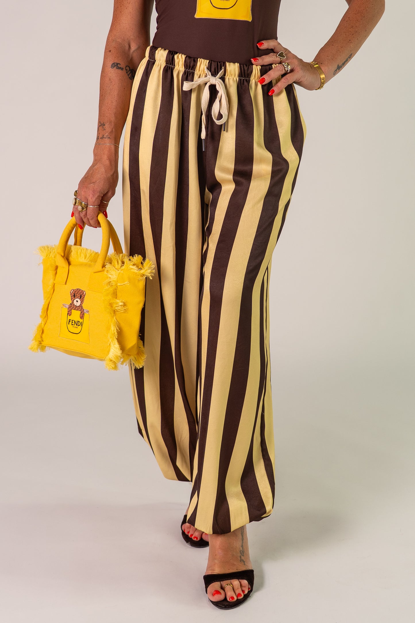 PANTALONI BROWN YELLOW!