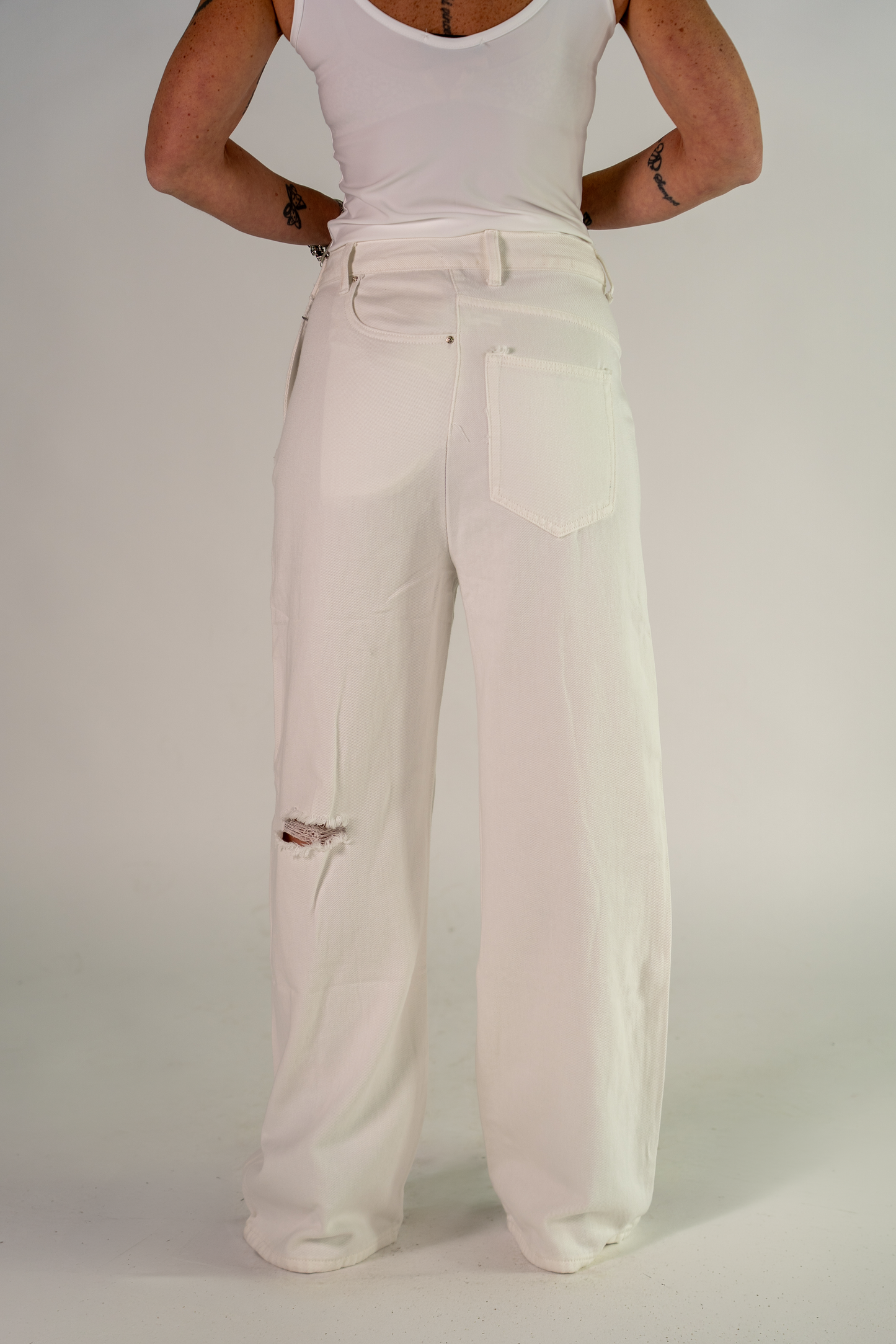 JEANS WHITE AL CONTRARIO!