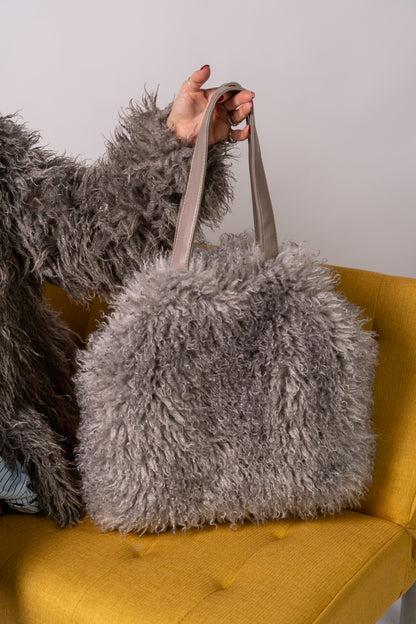 BORSA PELLICCIOSISSIMA GREY!