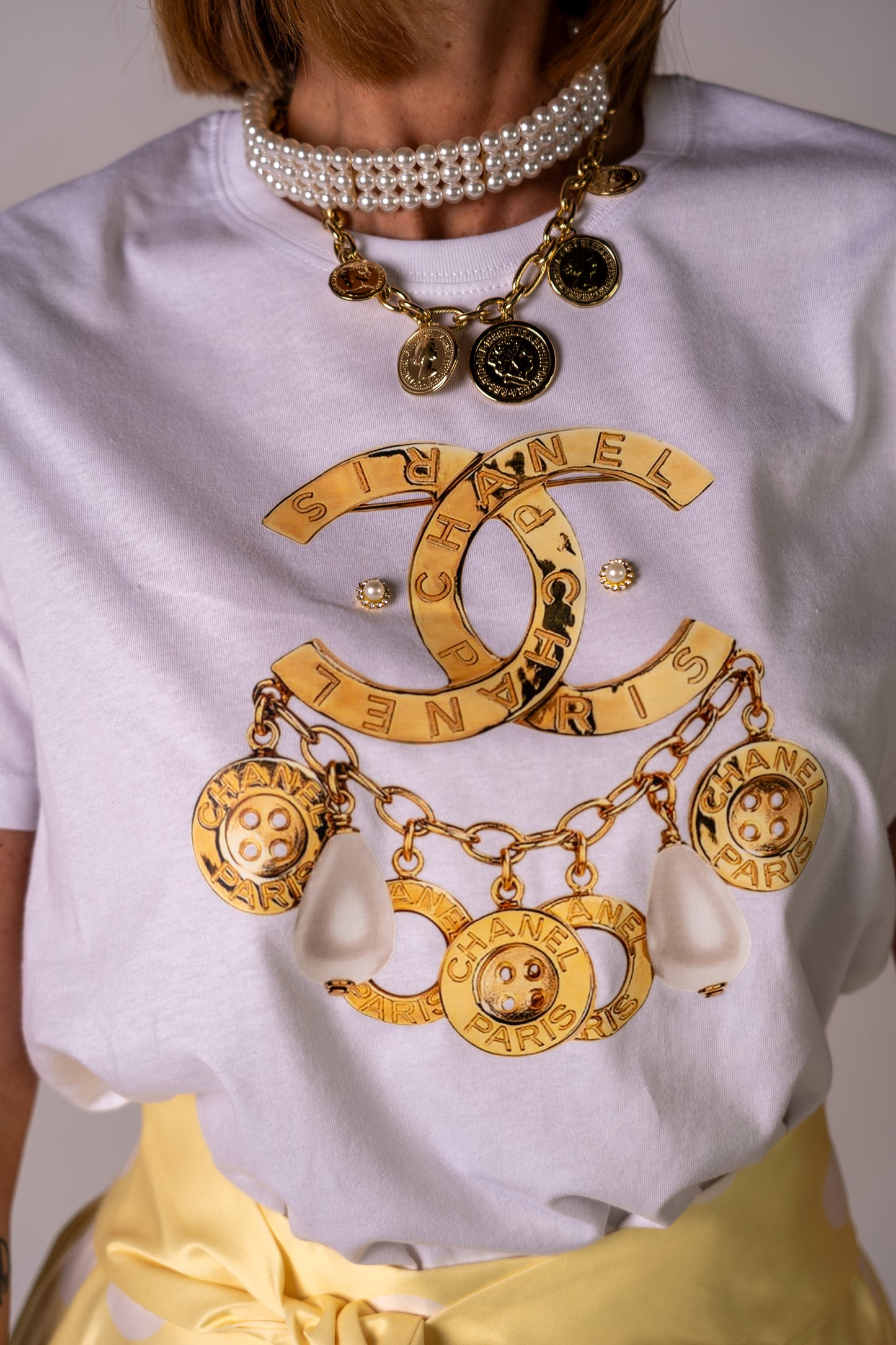 T-SHIRT C💛NEL GOLD!