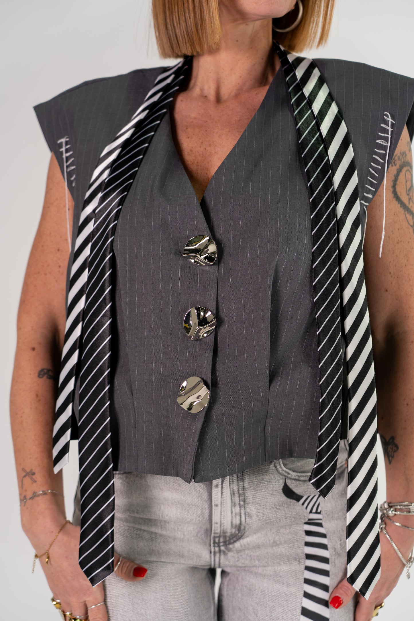 GILET CRAVATTOSO🖤