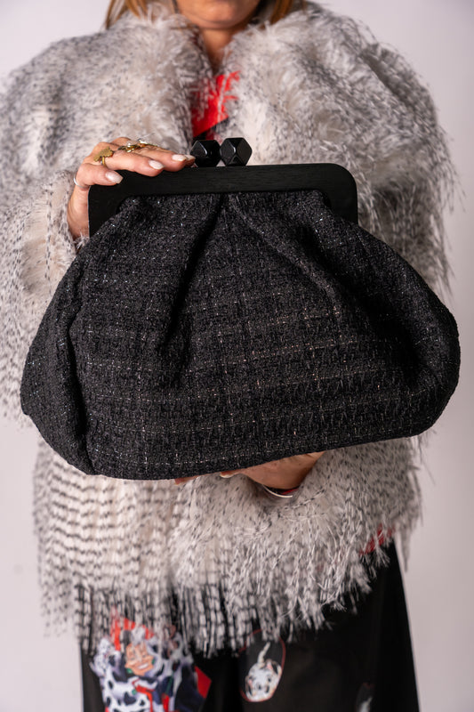 CLUTCH “WOOL BLACK”
