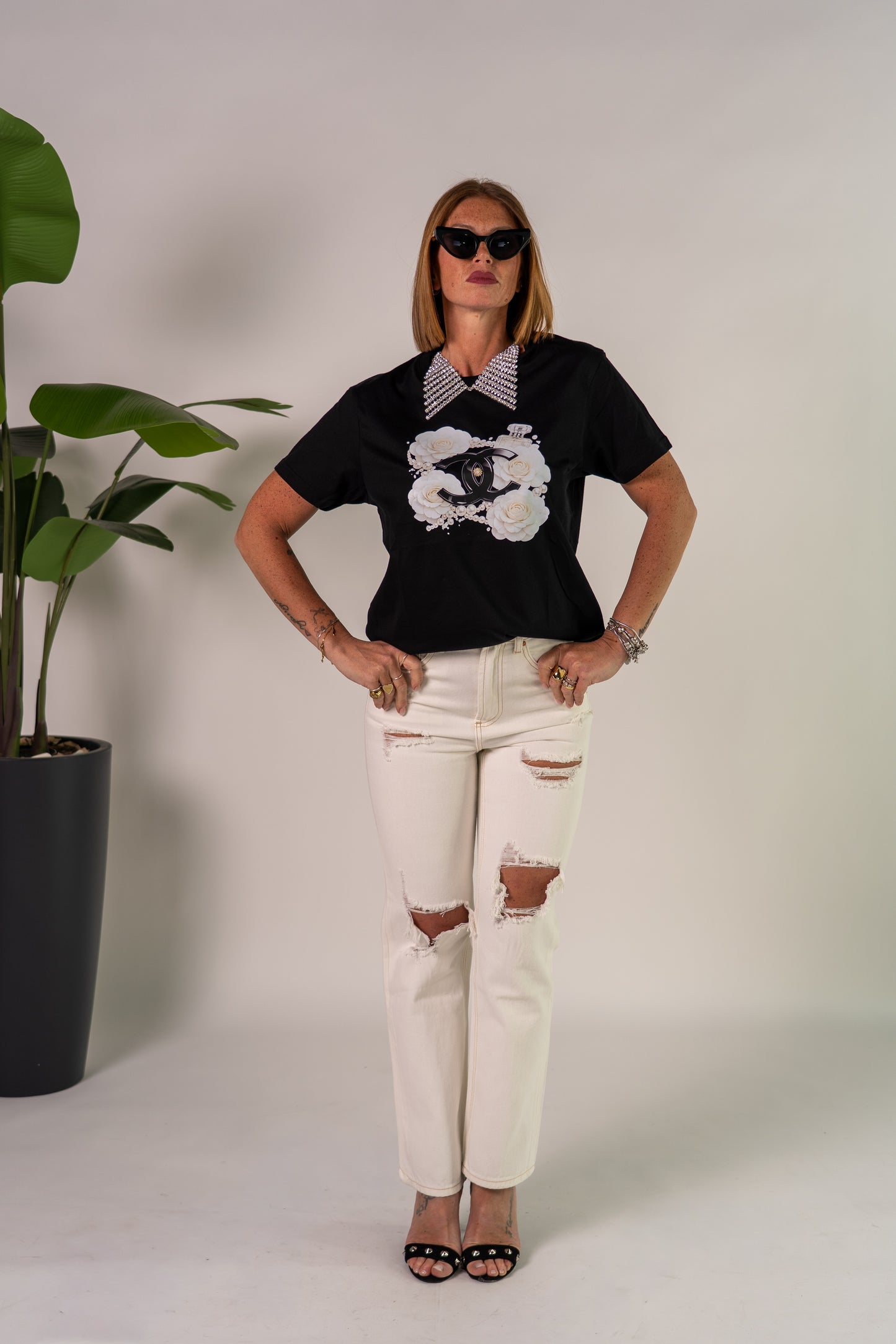T-SHIRT FLOWER C🖤NEL!