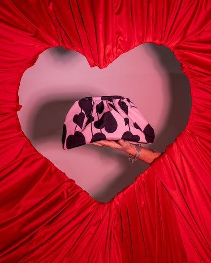 CLUTCH BIG HEART🩷