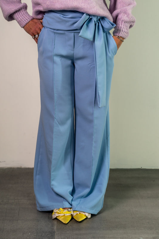 PANTALONI FIOCCOSI AZZURRI