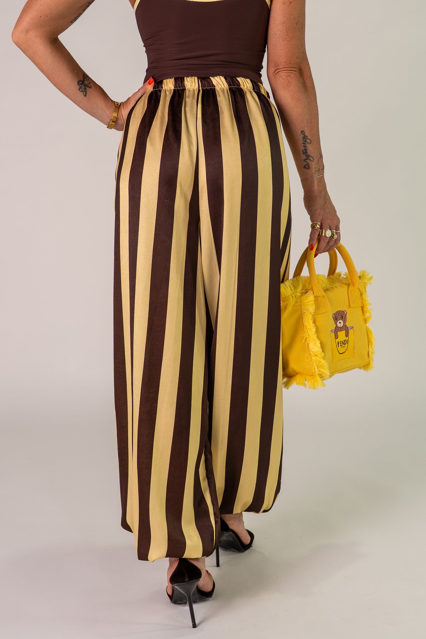 PANTALONI BROWN YELLOW!