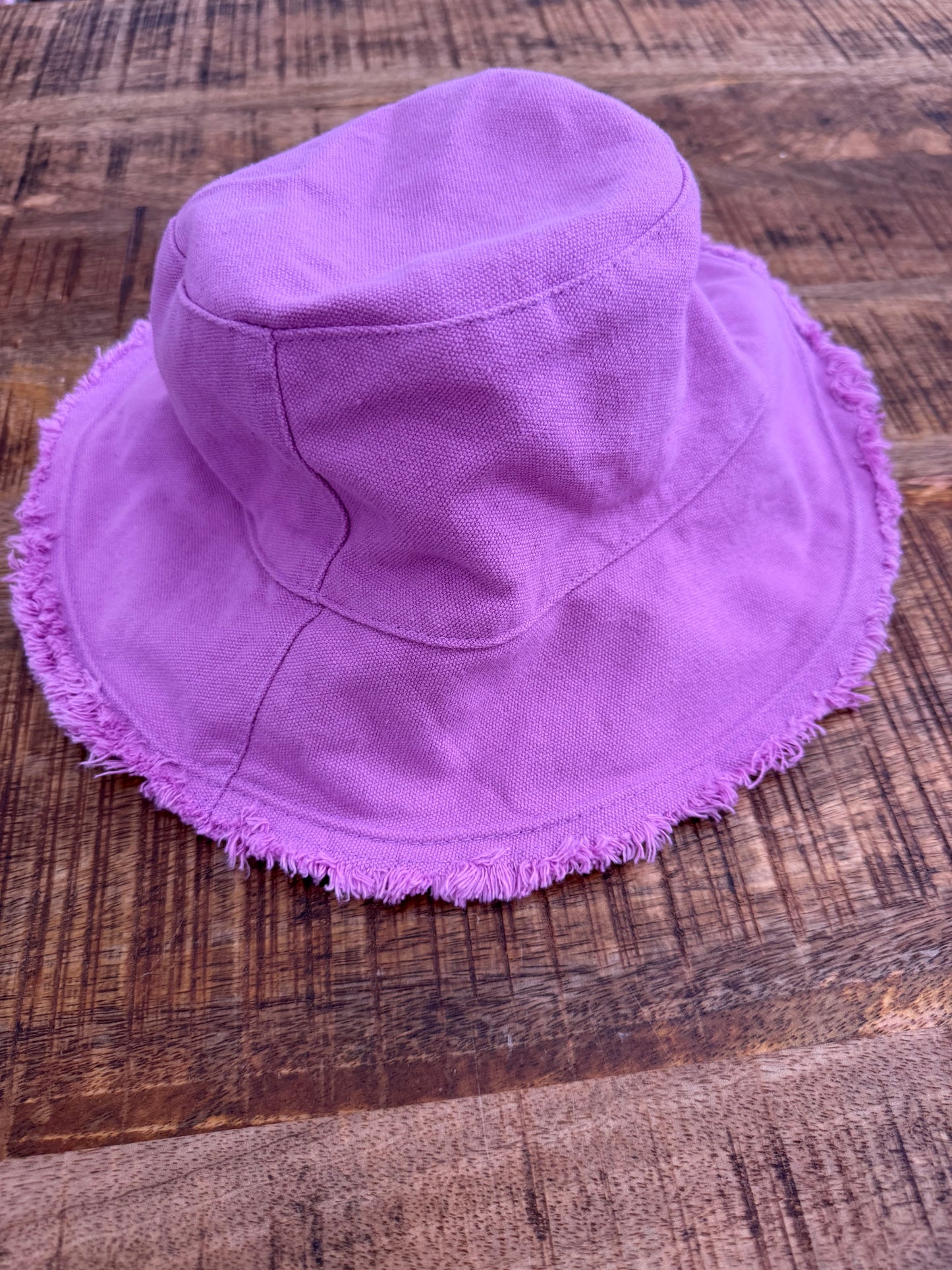 CAPPELLO CARINISSIMO