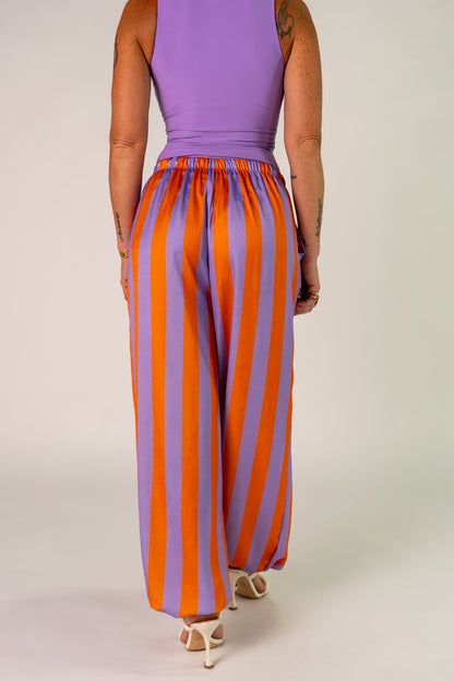 PANTALONI ORANGE VIOLET!