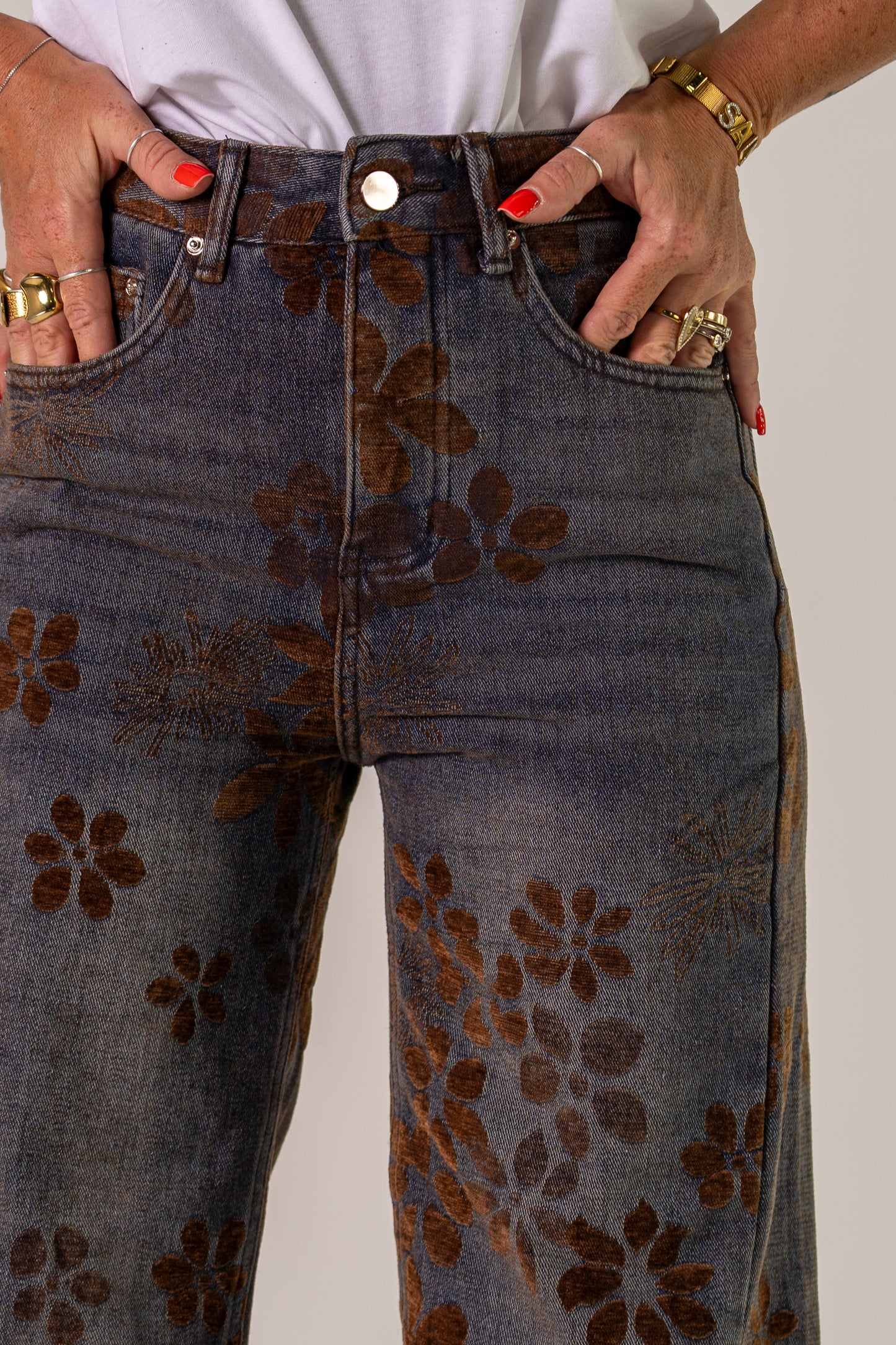 JEANS FLOWER BROWN