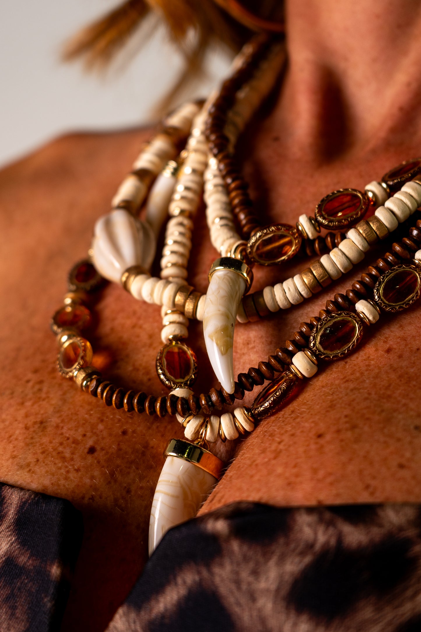 COLLANA CORNI LEGNO